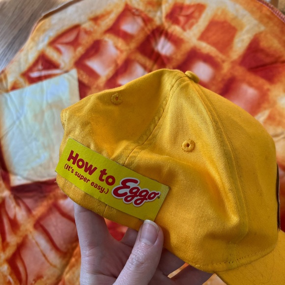 SOLD Eggo Waffle Costume - Stranger things - Picture 5 of 5